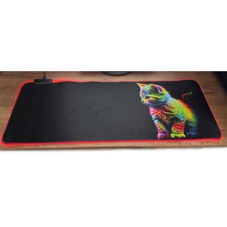 LED-es háttérvilágítású nagyméretű egérpad 80 x 30 cm - színes cica mintával