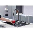 Elegáns rozsdamentes acél multifunkcionális konyhai mosogató dupla csappal, pohármosóval, LED kijelzővel, vágódeszkával