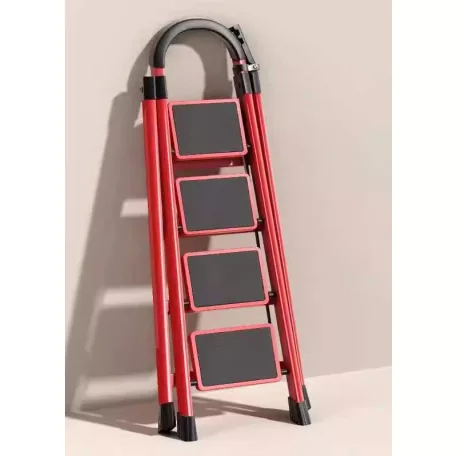 Összecsukható 4 lépcsőfokos alumínium létra