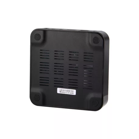 Smart TV BOX multimédia lejátszó távirányítóval - android, 4k 