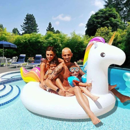 Óriási unikornis formájú felfújható úszómatrac - 141 cm x 115 cm x 115 cm
