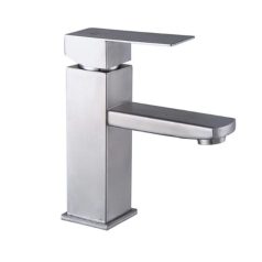 Egykaros ezüst színű mosdó csaptelep